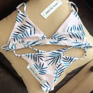 NWT Vaya Island bikini